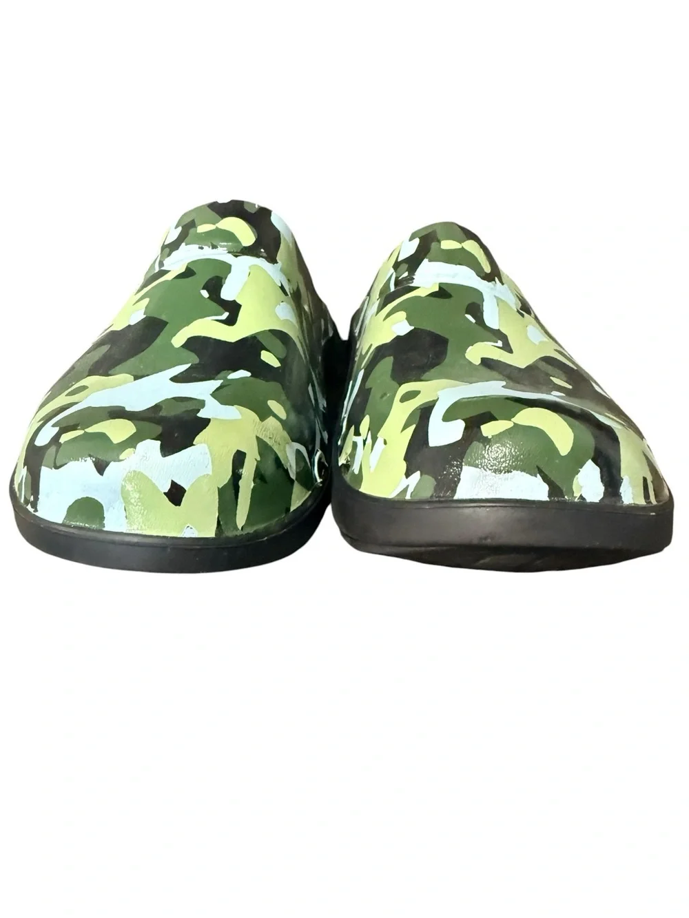 OOFOS OOcloog Limited Edition Green Camo Recovery Clogs Size M10 Comfort Shoes